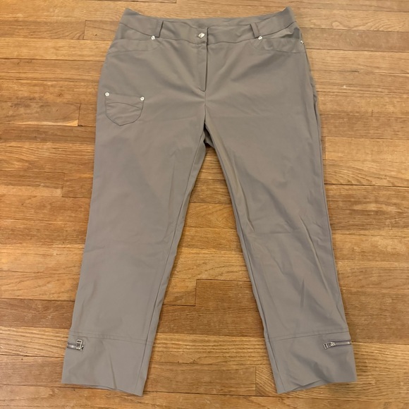 Eile 99 Pants - Eile 99 tan cropped lightweight travel pants size 12
 b59